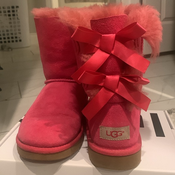 Pink Ugg boots, size 5. Worn a few times. - Picture 2 of 5